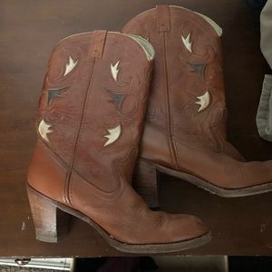 Women’s cowboy boots